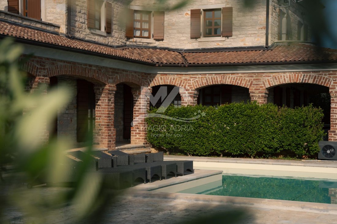 House in Sveti Lovrec Pazenaticki, Istria County, Croatia 2 - 17078791