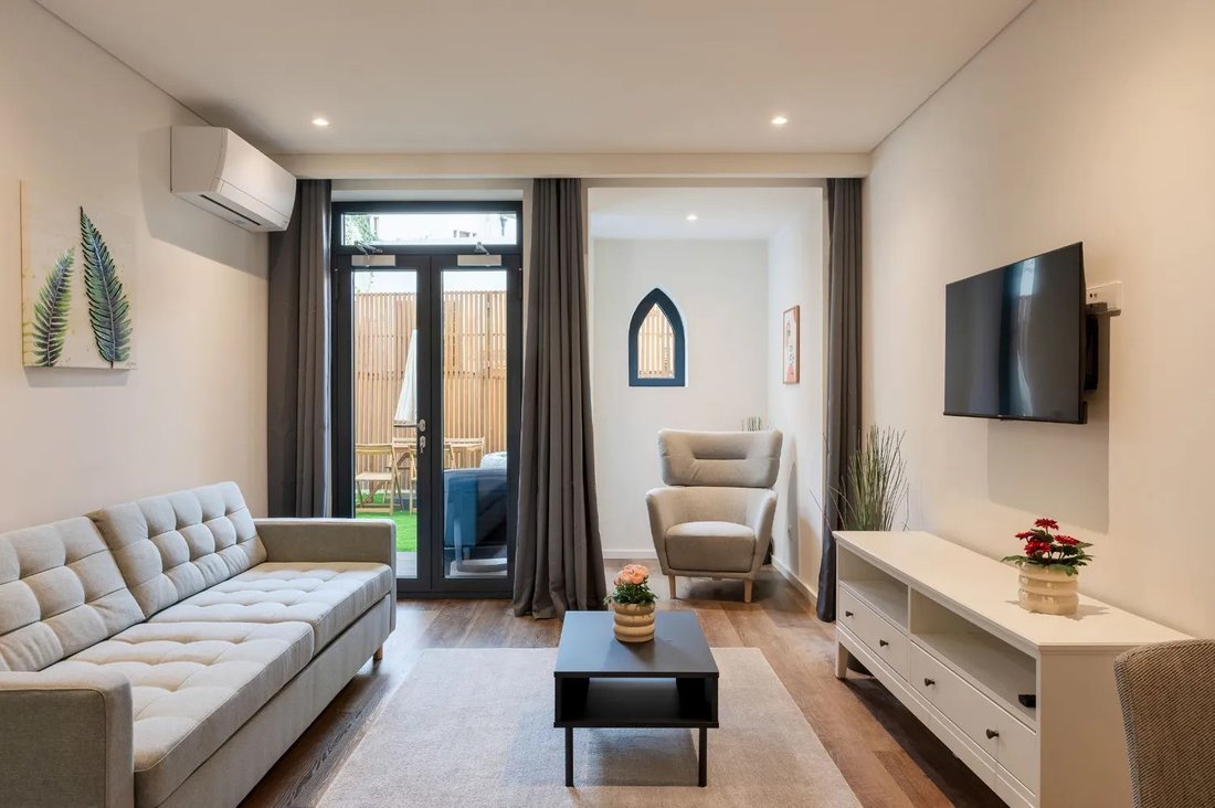 Apartment in Cedofeita, Santo Ildefonso, Se, Miragaia, Sao Nicolau e Vitoria, Porto District, Portugal 2 - 17080998