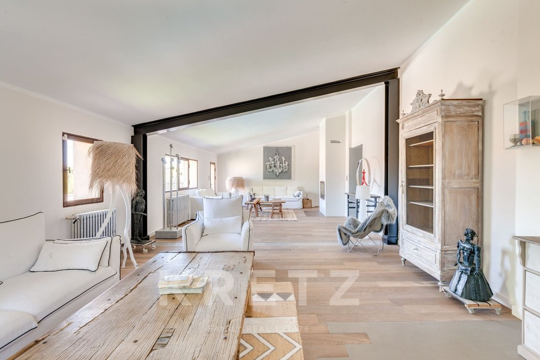 Villa in Granettes-Jauberte-Sainte Anne, Aix-en-Provence, France 2 - 16543235