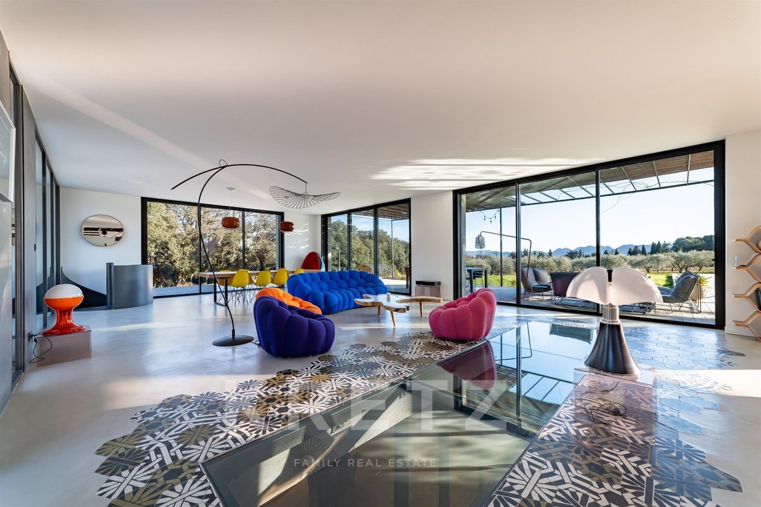 House in Saint-Rémy-de-Provence, Provence-Alpes-Côte d'Azur, France 1 - 17040254