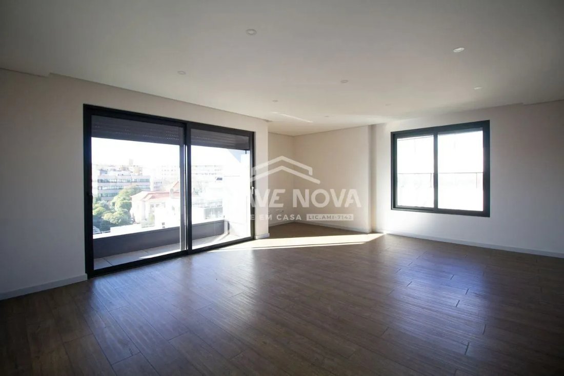 Apartment in Cedofeita, Santo Ildefonso, Se, Miragaia, Sao Nicolau e Vitoria, Porto District, Portugal 2 - 17078051