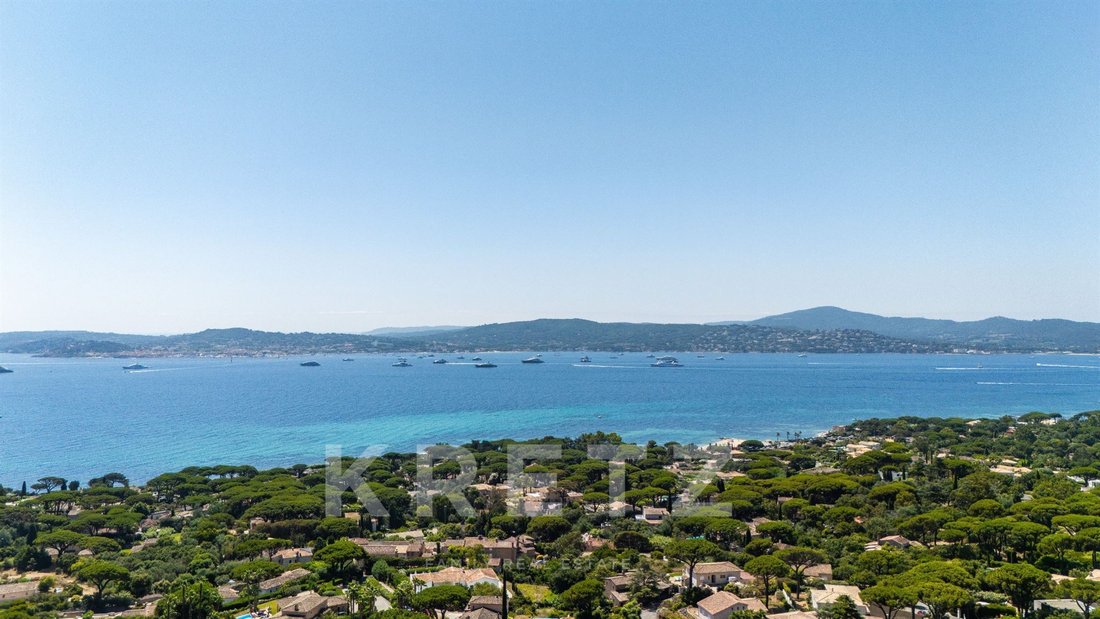 Villa in Grimaud, Provence-Alpes-Côte d'Azur, France 4 - 16969023