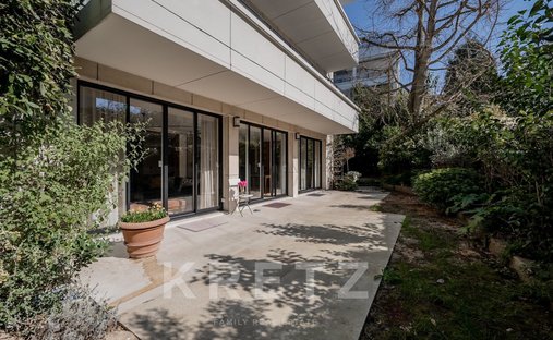 Apartment in Saint James-Général Koenig, Neuilly-sur-Seine, France 1