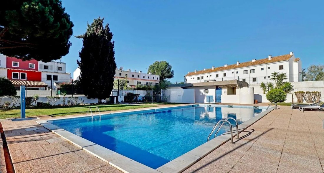 Stadthaus in Quarteira, Algarve, Portugal 1 - 17081399