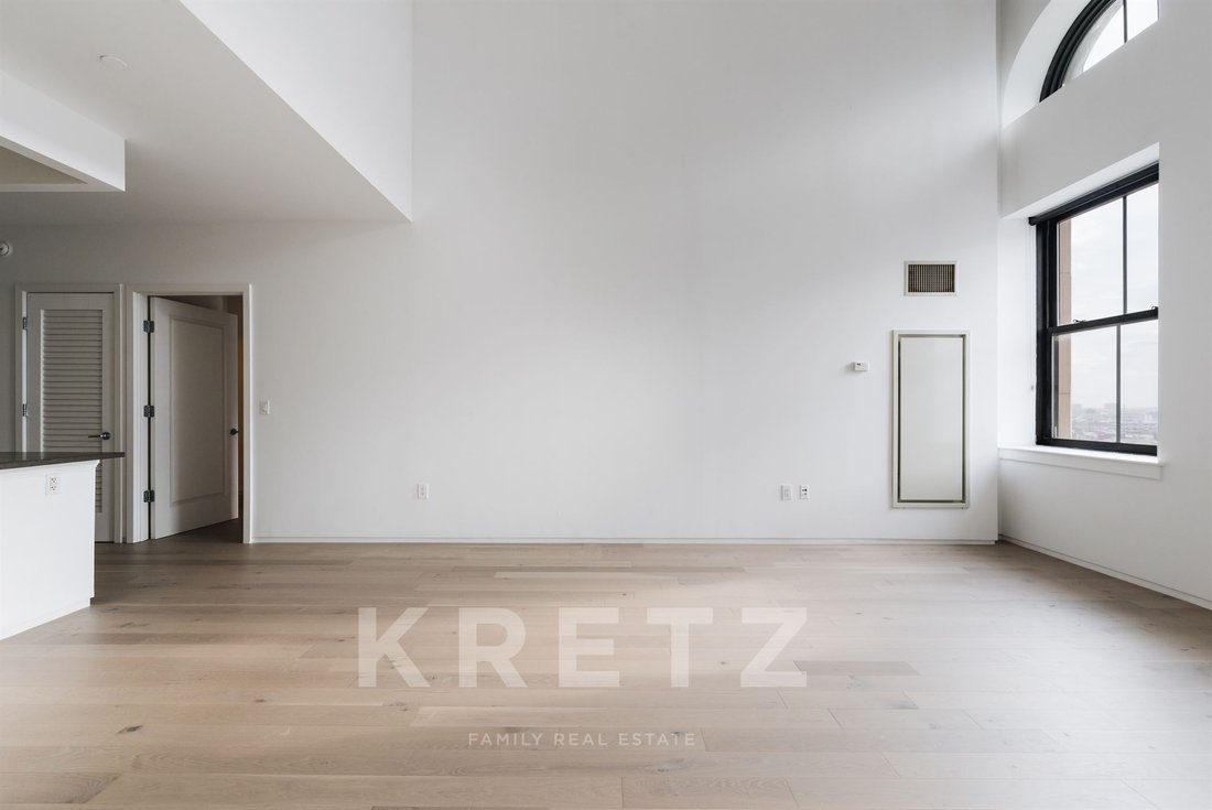 Apartment in New York, New York, United States 5 - 15308416