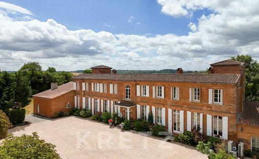 Castle in Flourens, Occitania, France 1