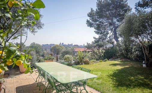 House in Bellecroix-Pont d'Avignon, Villeneuve-lès-Avignon, France 1