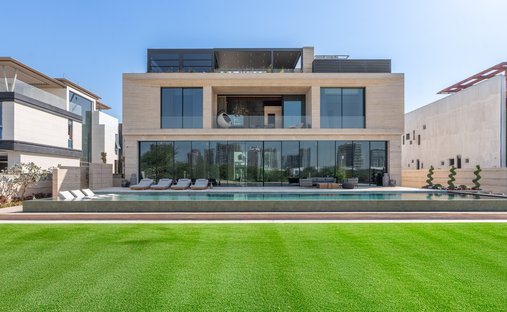 Villa in Hadaeq Sheikh Mohammed Bin Rashid, Dubai, United Arab Emirates 1