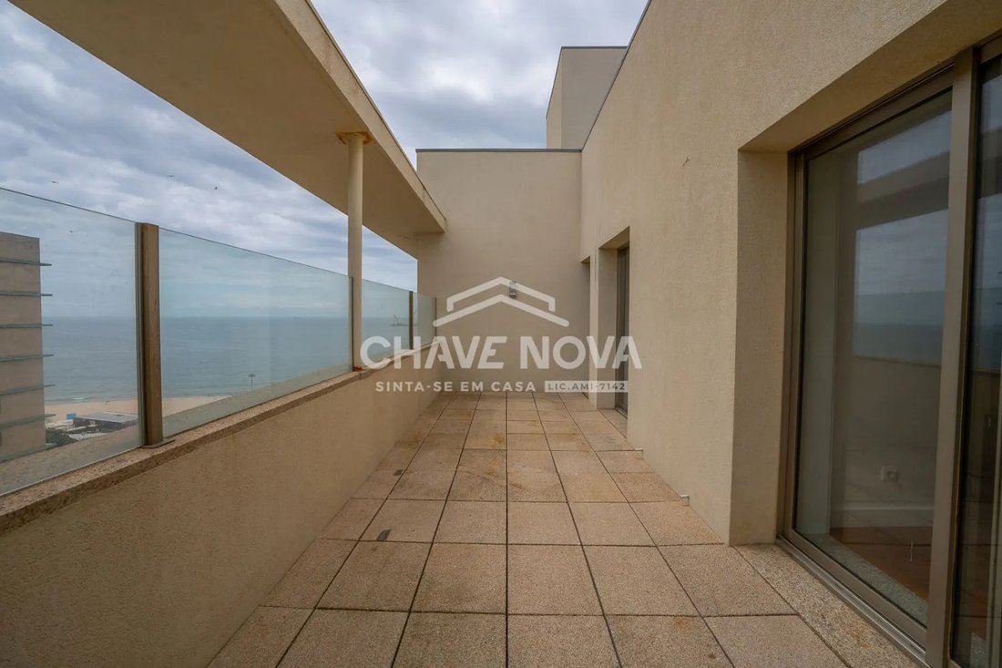 Apartment in Matosinhos e Leca da Palmeira, Porto District, Portugal 2 - 17081239