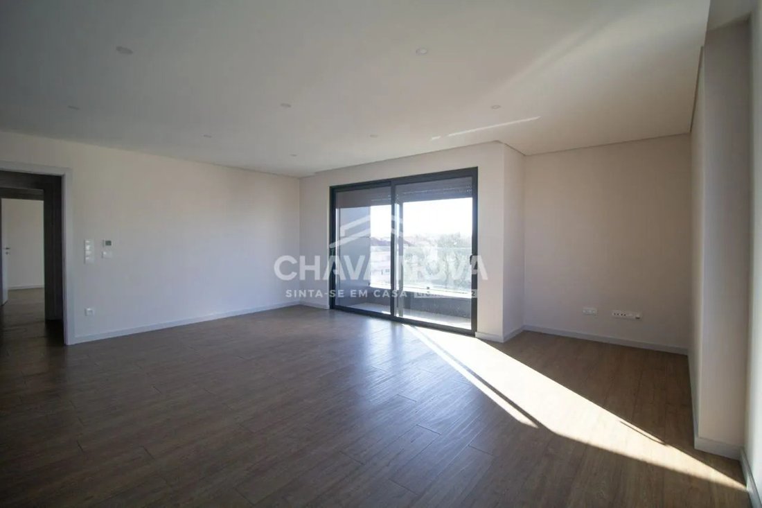 Apartment in Cedofeita, Santo Ildefonso, Se, Miragaia, Sao Nicolau e Vitoria, Porto District, Portugal 3 - 17078051
