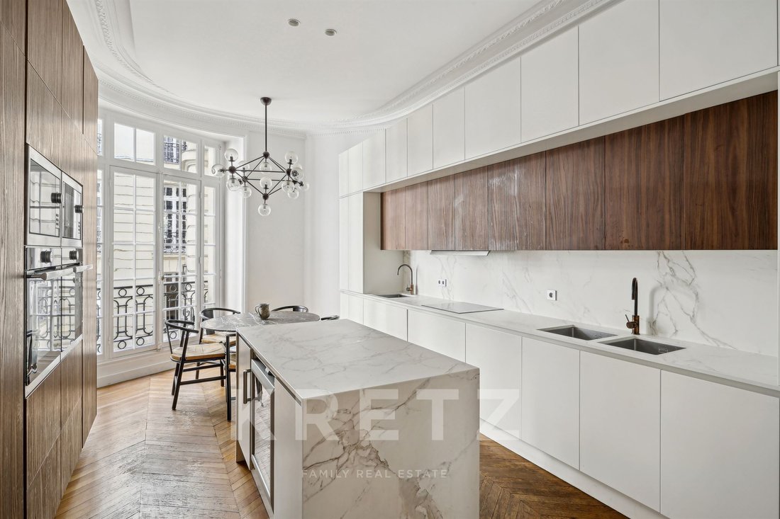 Apartment in Courcelles-Wagram, Paris 17e Arrondissement, Paris 2 - 16410083