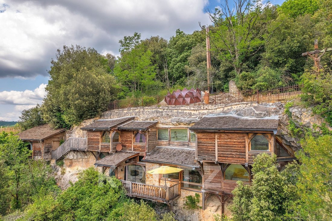 House in Vezac, Nouvelle-Aquitaine, France 1 - 16155340