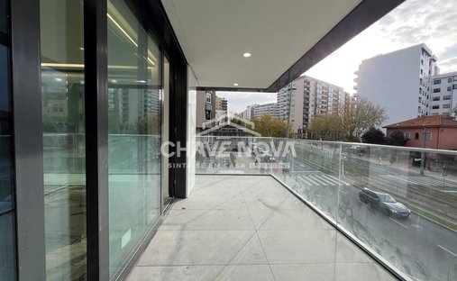 Apartment in Mafamude e Vilar do Paraiso, Porto District, Portugal 1