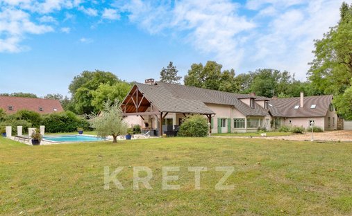 Country House in Giverny, Normandy, France 1