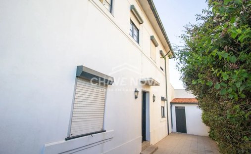 Townhouse in Matosinhos e Leca da Palmeira, Porto District, Portugal 1