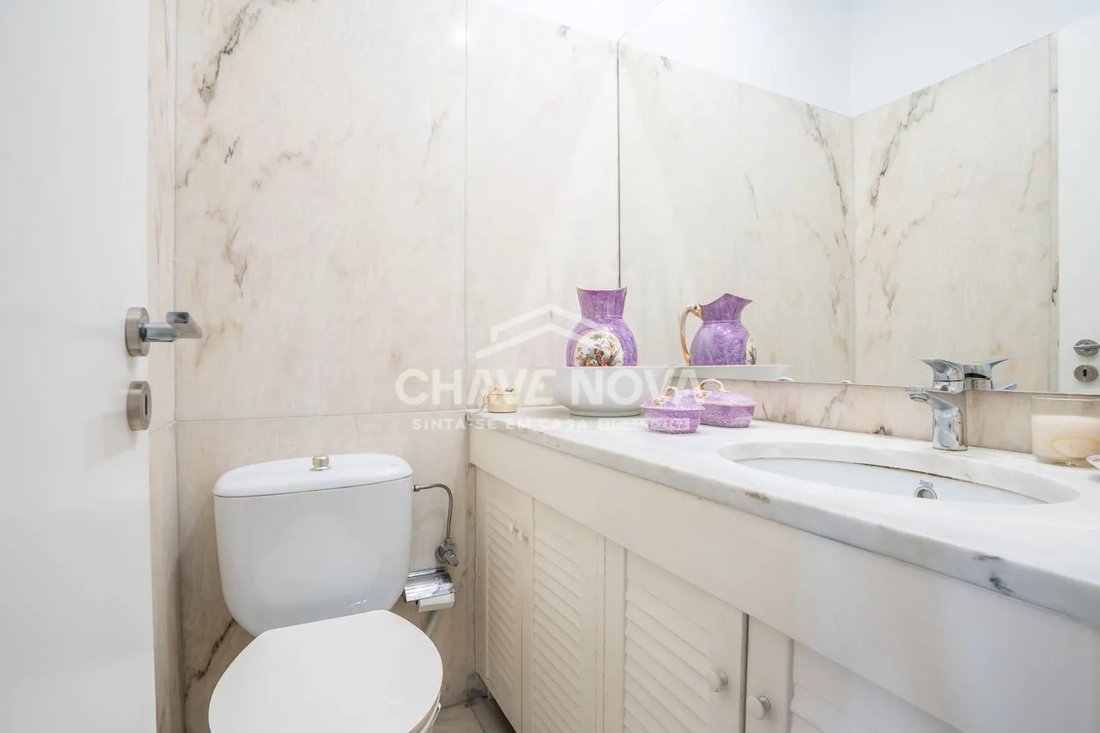Apartment in Lordelo do Ouro e Massarelos, Porto District, Portugal 4 - 17080345