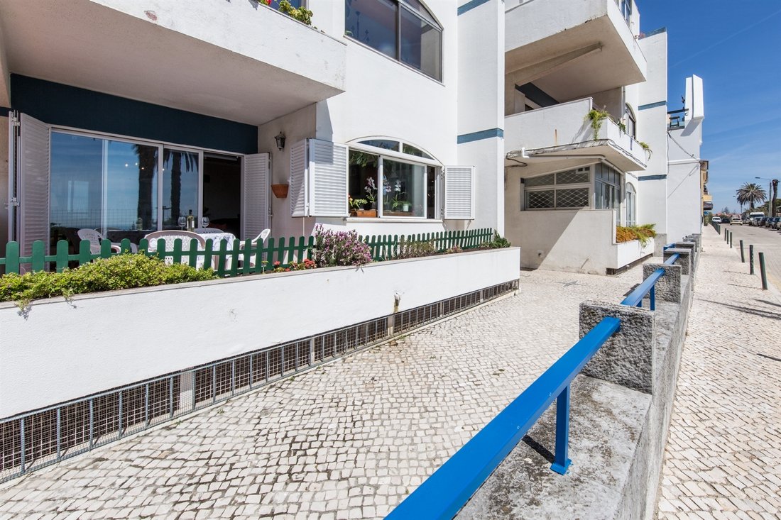 Apartment in Estoril, Cascais e Estoril, Lisbon 3 - 17078832
