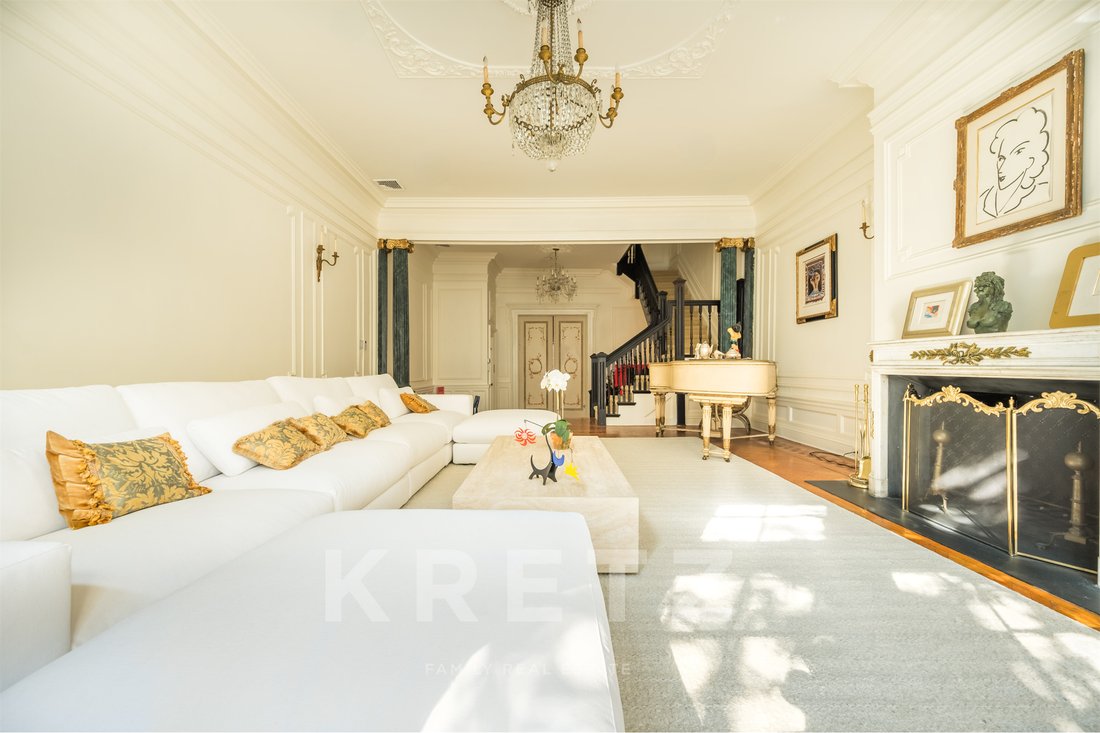 House in New York, New York, United States 5 - 15302256