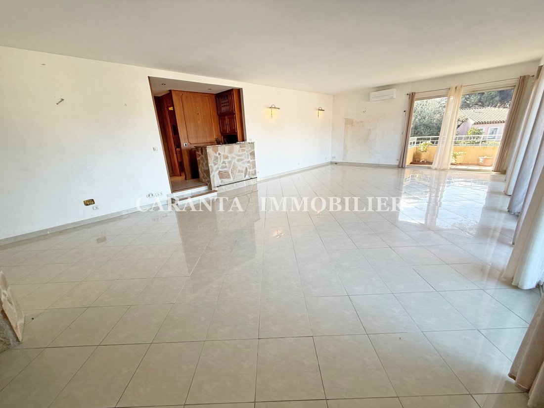 Apartment in Nartelle-Noyer-Bellevue-bd des Sardinaux, Sainte-Maxime, France 4 - 17075035