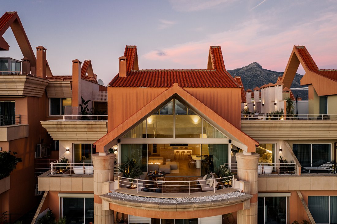 Penthouse in Nueva Andalucia, Marbella, Spain 1 - 17082852