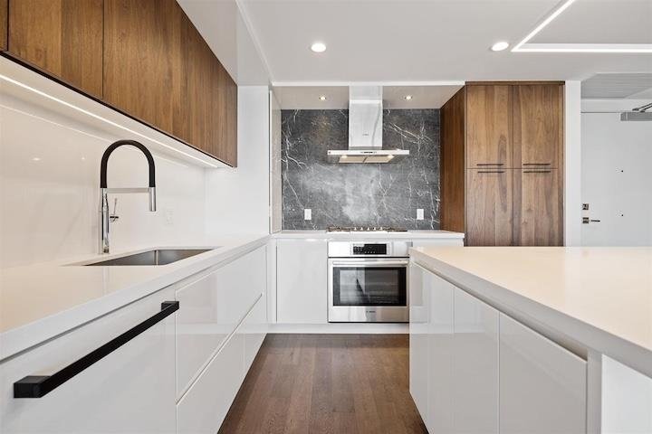 Condo in White Rock, British Columbia, Canada 2 - 17079366