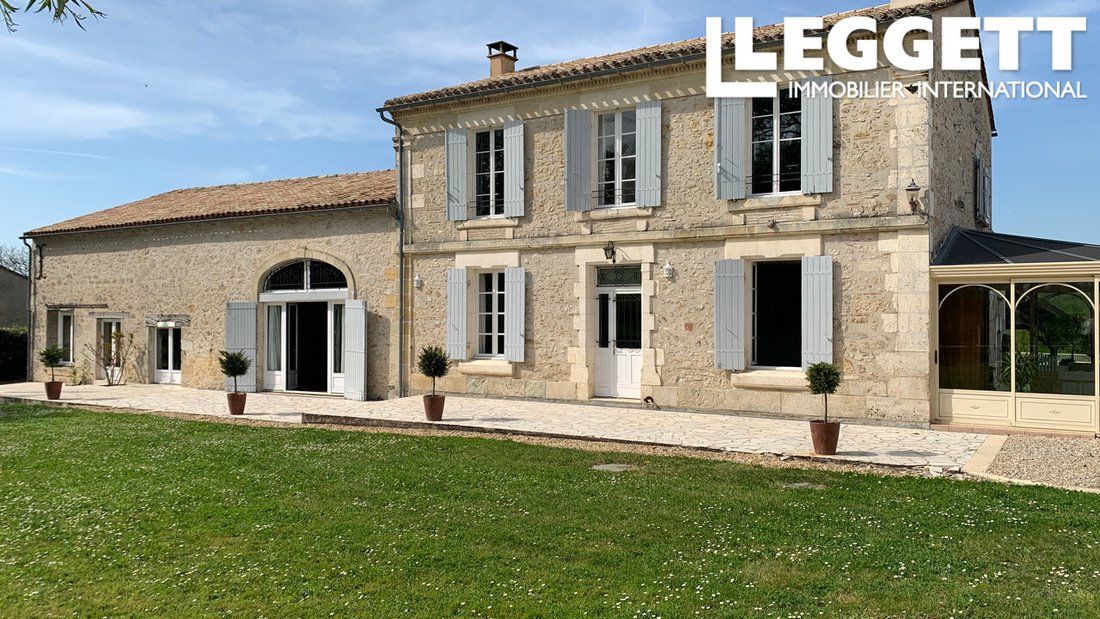 House in Saint-Méard-de-Gurçon, Nouvelle-Aquitaine, France 1 - 15538341