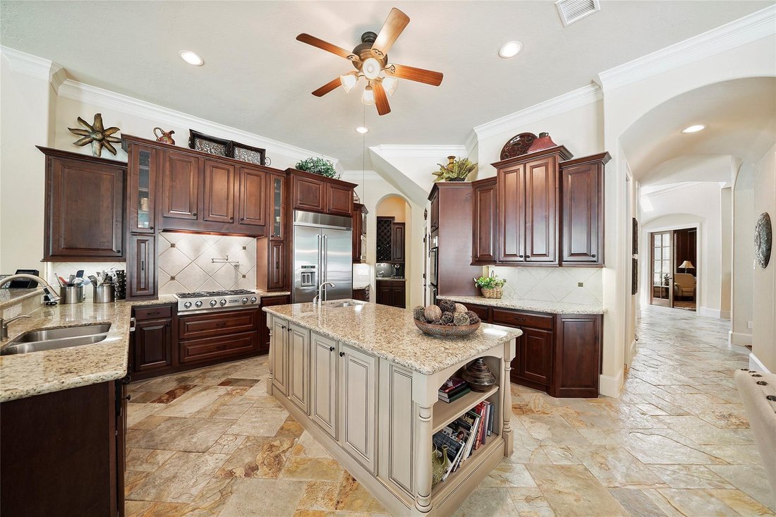 House in Humble, Texas, United States 5 - 17082137