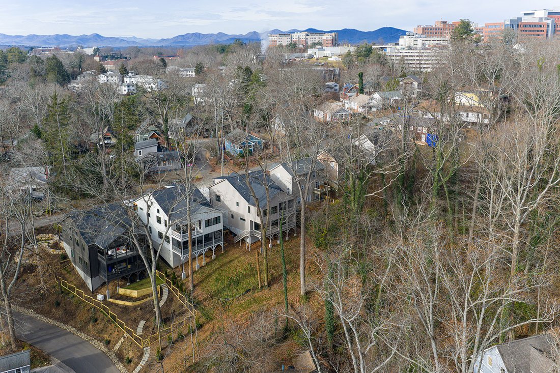 House in Asheville, North Carolina, United States 4 - 15945637