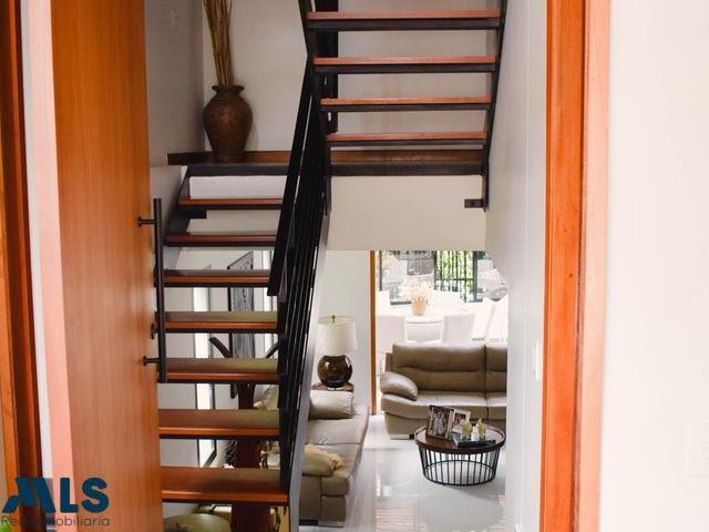 House in Medellín, Antioquia, Colombia 4 - 17075146