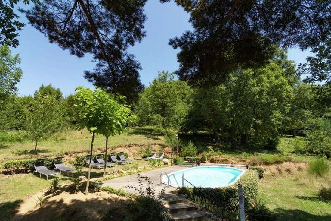 Estate in Saint-Laurent-de-Cerdans, Occitania, France 5 - 17075185
