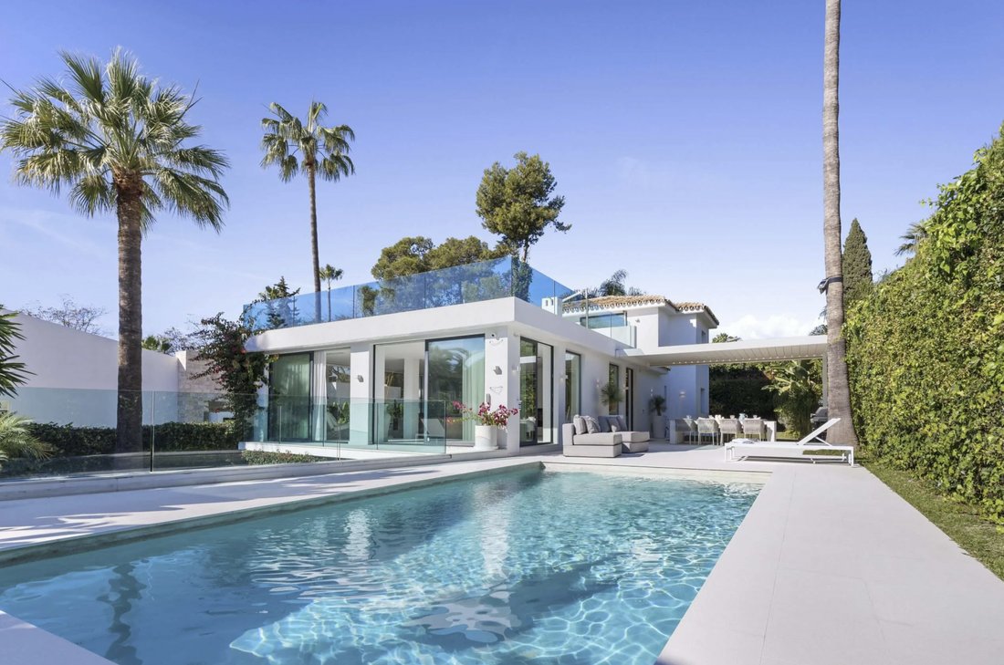 Villa in Nueva Andalucia, Marbella, Spain 1 - 17082860