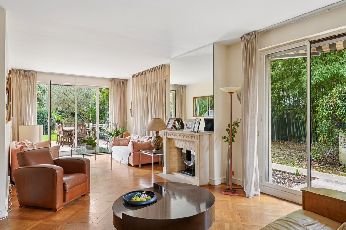 Apartment in La Plaine des Sablons, Neuilly-sur-Seine, France 2 - 17081659