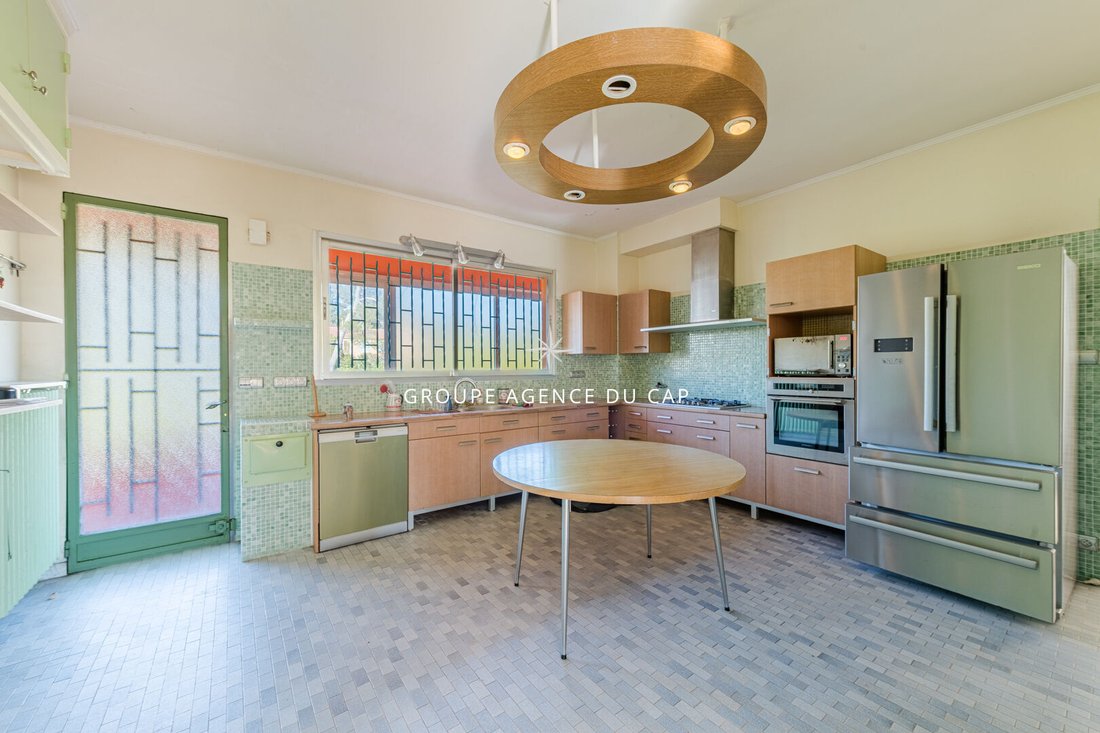 Villa in Valescure-Vaulongue-Clair Bois-Vallon Suveret, Saint-Raphaël, France 3 - 17079067