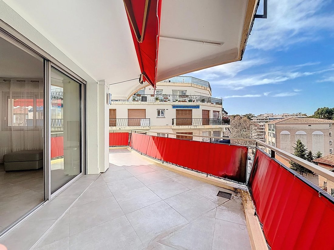 Apartment in Cannes, Provence-Alpes-Côte d'Azur, France 3 - 17075535
