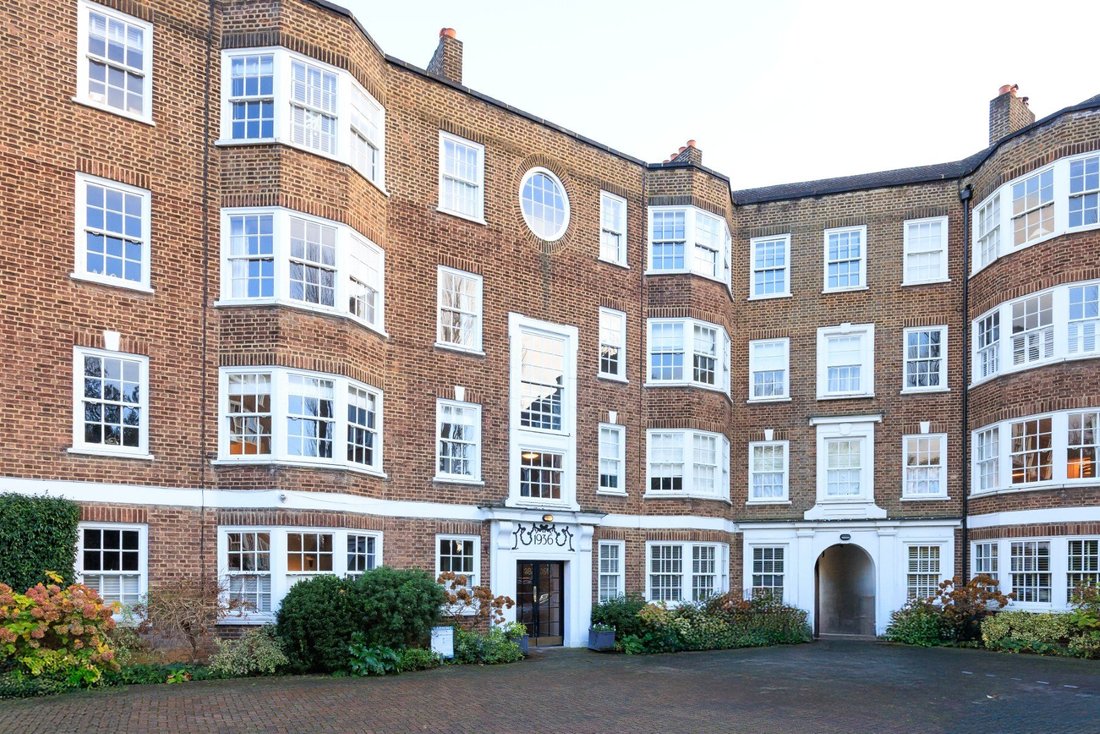 Apartment in Holly Village, Haringey, England 1 - 17077597