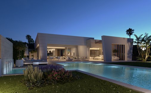 Villa in Golden Mile, Andalusia, Spain 1