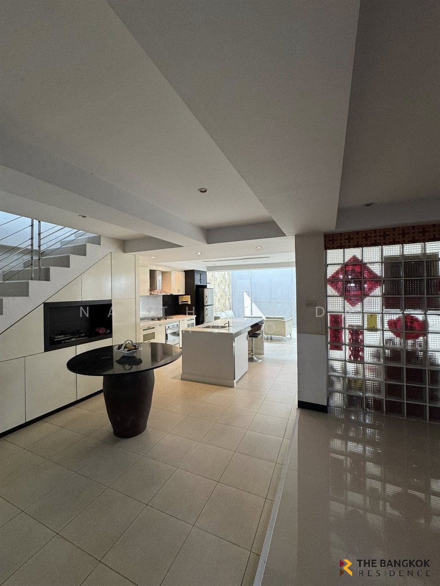 Townhouse in Din Daeng, Krung Thep Maha Nakhon, Thailand 2 - 16997393