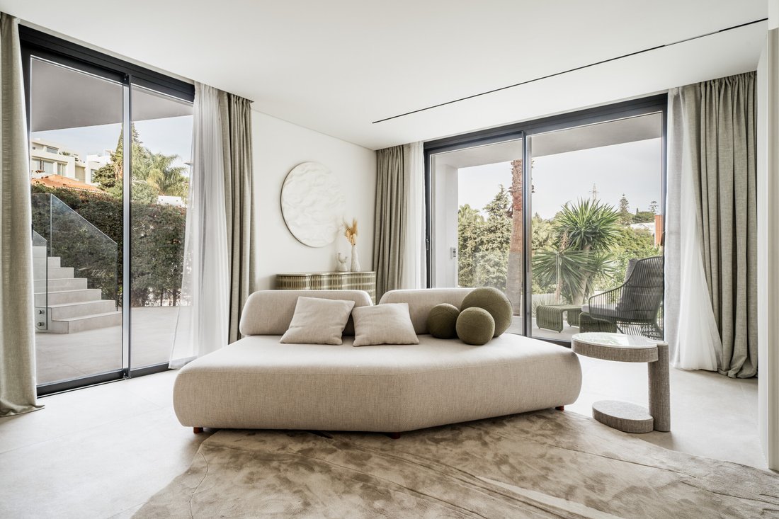 Villa in Nueva Andalucia, Marbella, Spain 4 - 17082848