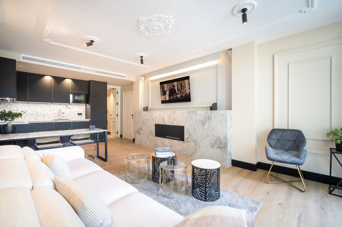 Apartment in Golden Mile, Andalusia, Spain 1 - 17082872