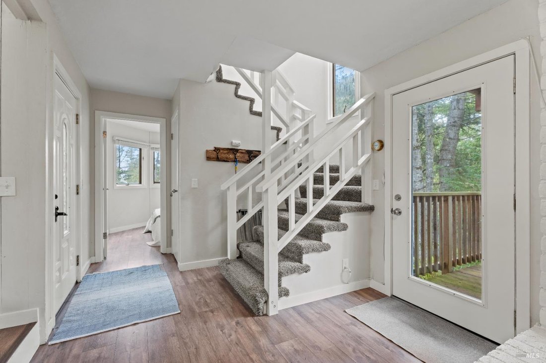 House in Manchester, California, United States 3 - 17079356