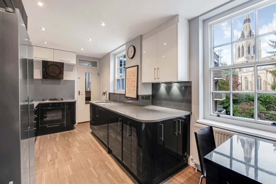 Apartment in Holly Village, Haringey, England 3 - 17077597