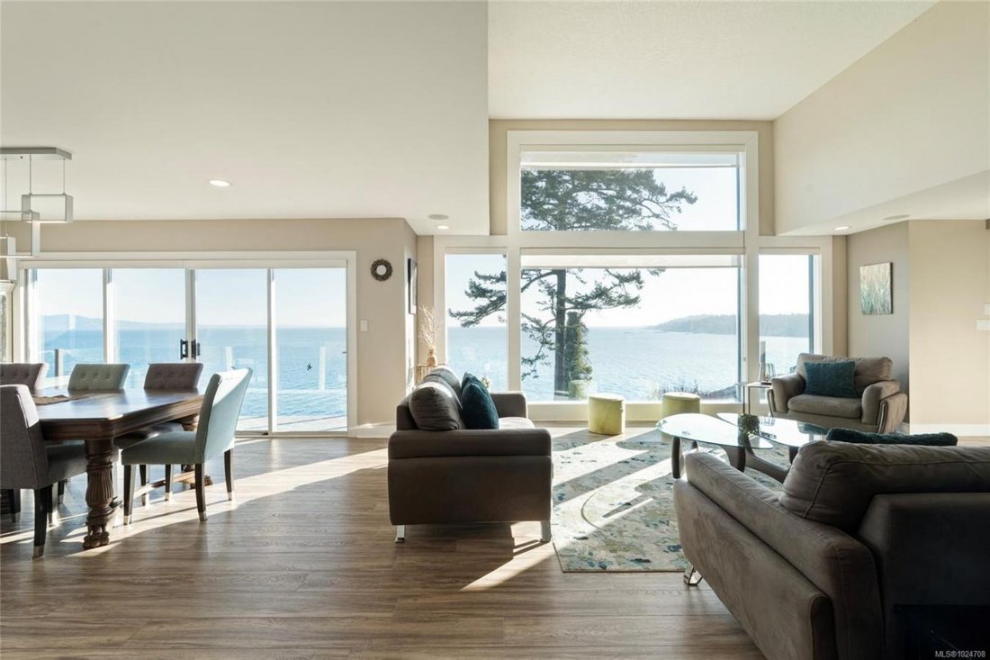 House in Saanich, British Columbia, Canada 5 - 17083166