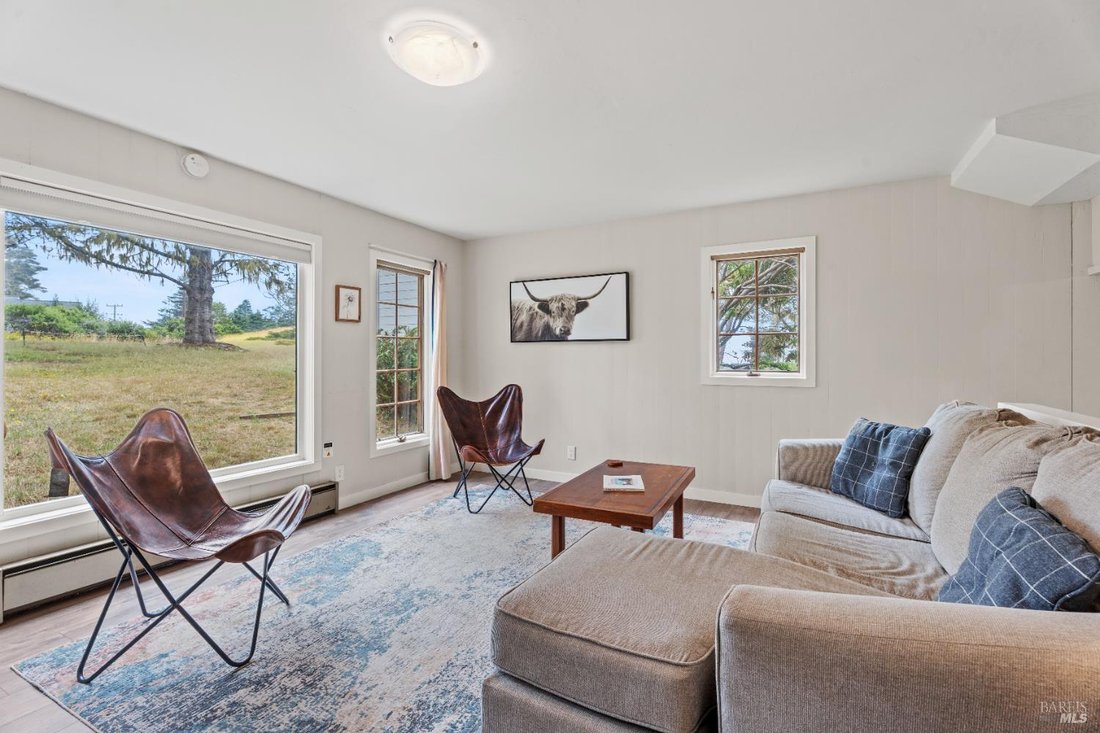 House in Manchester, California, United States 4 - 17079356