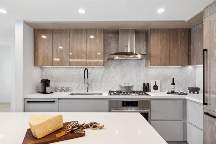 Condo in White Rock, British Columbia, Canada 5 - 17079372