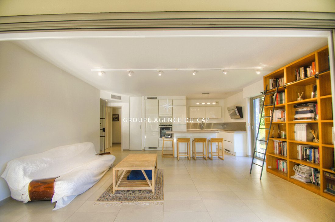Apartment in Centre ville, Saint-Raphaël, France 2 - 17079024