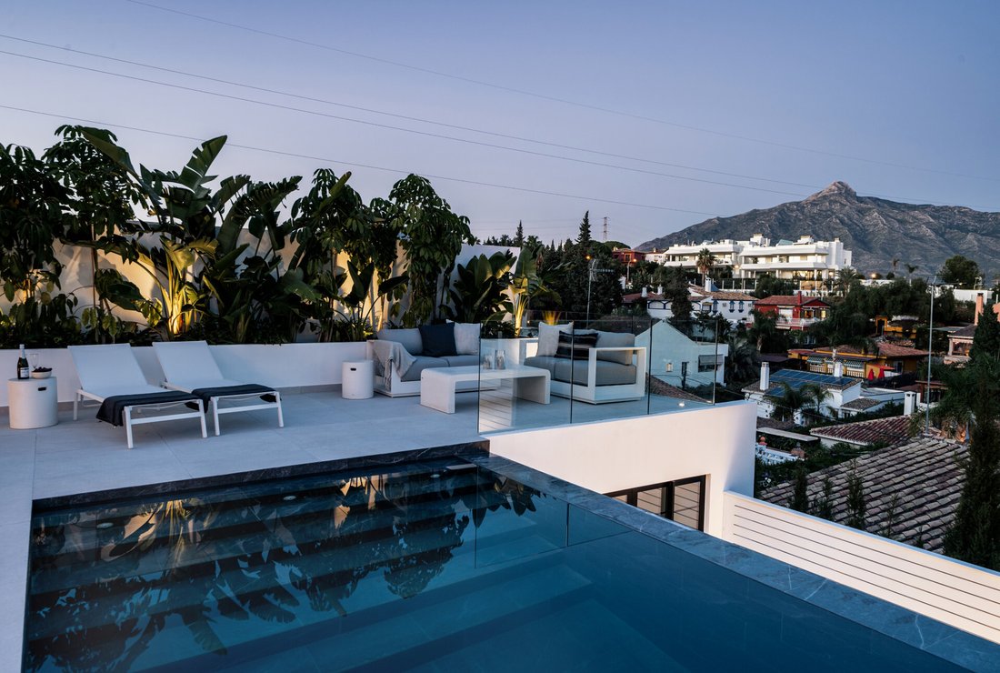 Villa in Nueva Andalucia, Marbella, Spain 5 - 17082849