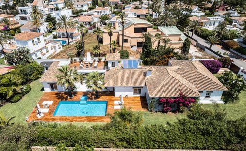 Villa in Elviria-Cabopino, Marbella, Spanien 1