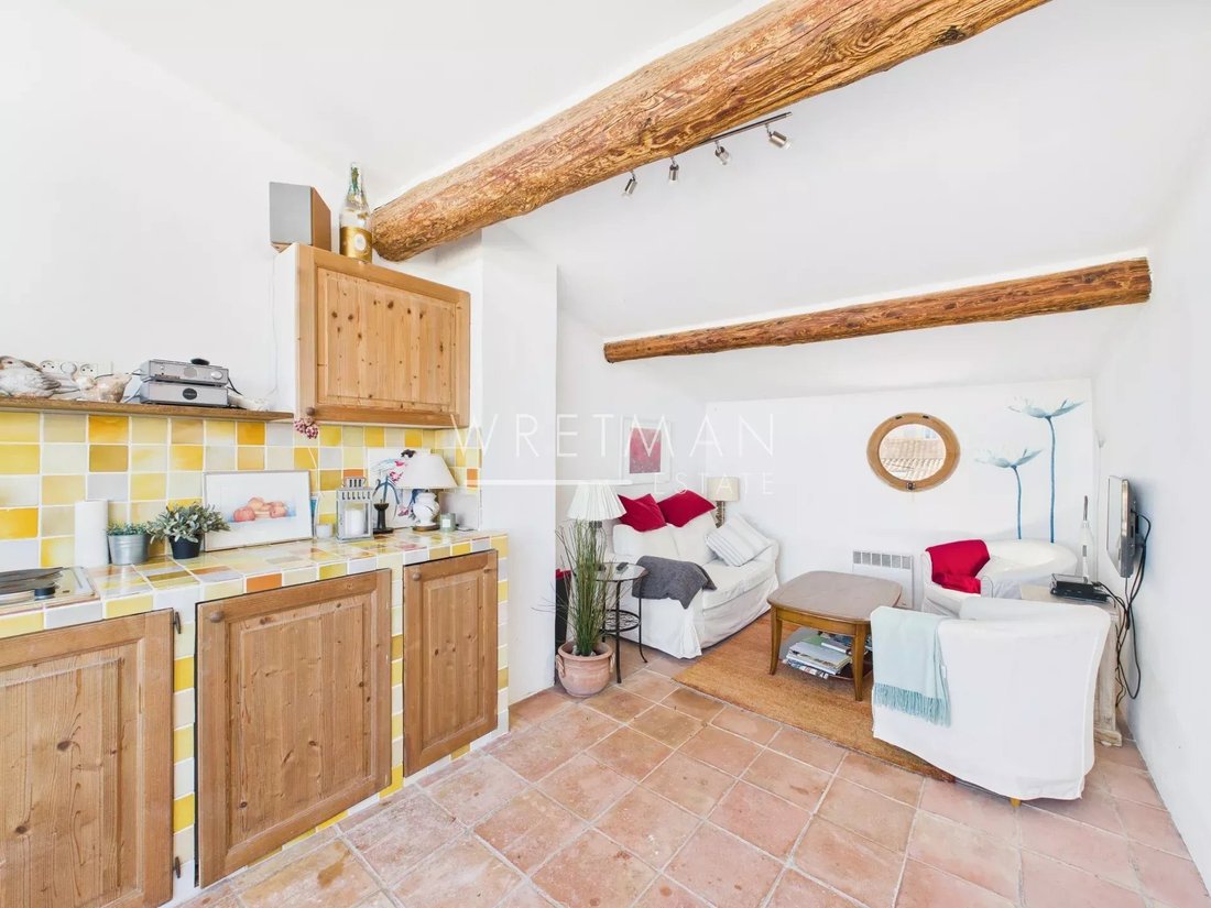 Casa en La Garde-Freinet, Provenza-Alpes-Costa Azul, Francia 2 - 17075524