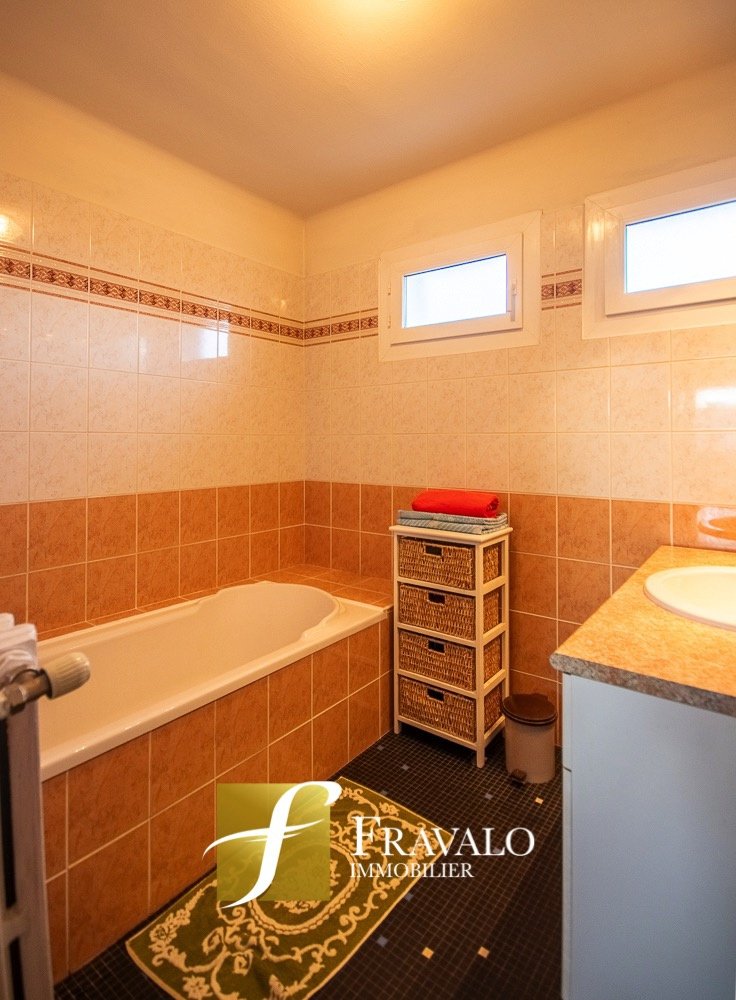 House in Zone Urbaine, Arradon, France 5 - 17075081