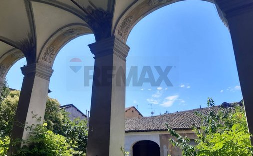 House in Historic Center, Novi Ligure, Piedmont 1